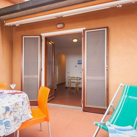 Residence Le Grazie Est Capoliveri  Ngoại thất bức ảnh